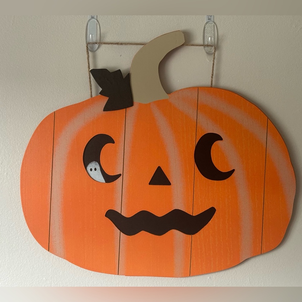 Target Hyde & Eek Halloween Wooden Pumpkin Sign
